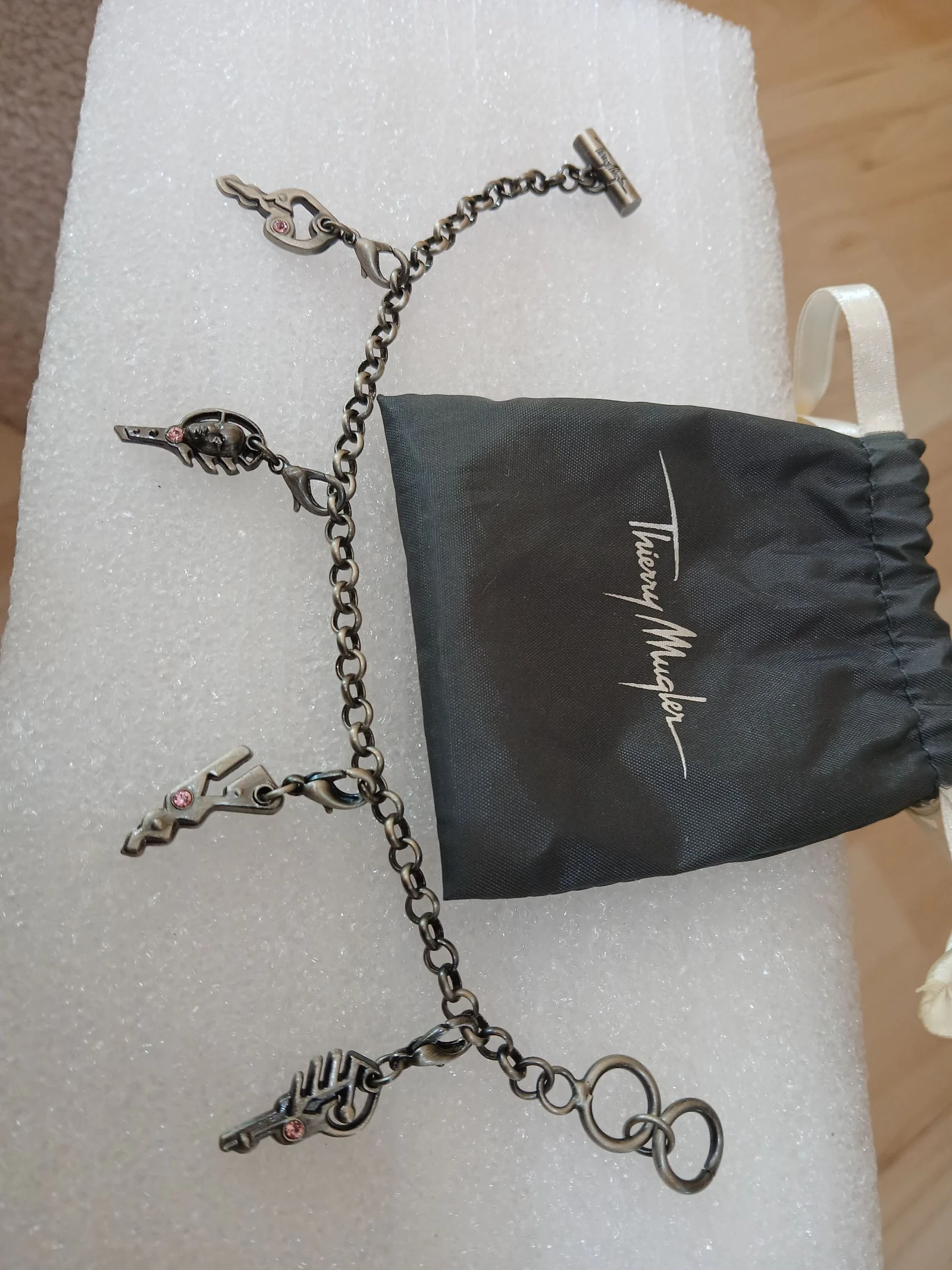 Rare Bracelet Womanity Mugler année 2010 Vintage